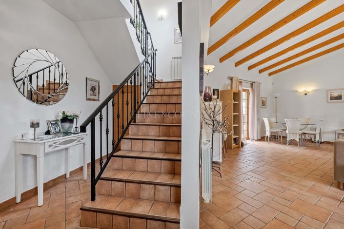 Image No.20-3 Bed Property for sale