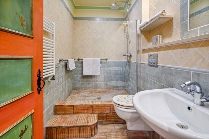 Image No.21-4 Bed Villa for sale