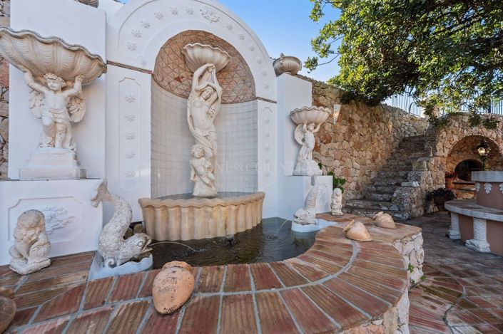 Image No.3-4 Bed Villa for sale
