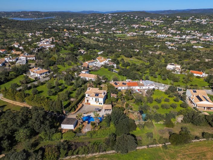 Image No.55-4 Bed Villa for sale