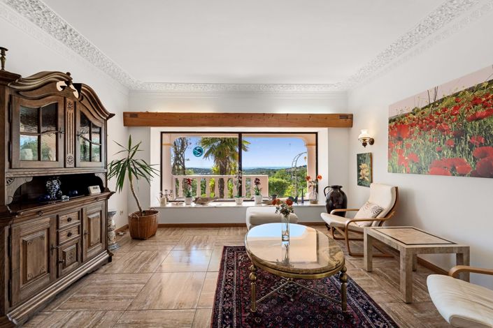 Image No.3-4 Bed Property for sale