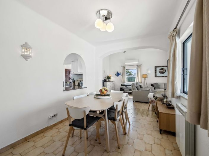 Image No.2-2 Bed Property for sale