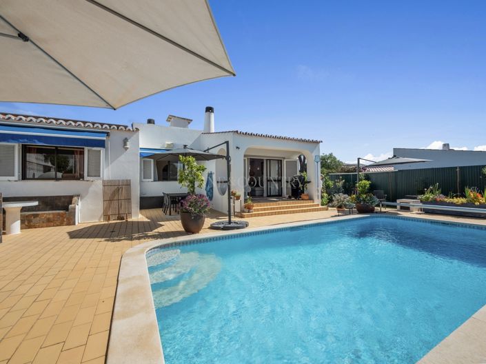Image No.30-2 Bed Property for sale