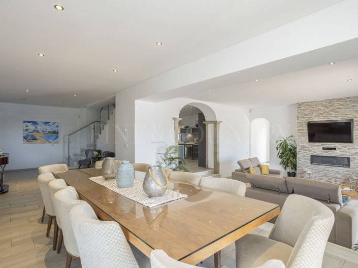 Image No.14-6 Bed Villa for sale