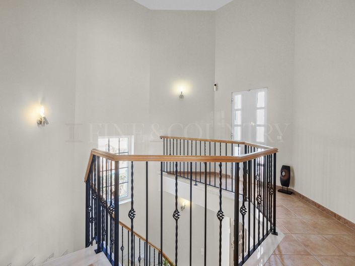 Image No.34-3 Bed Property for sale