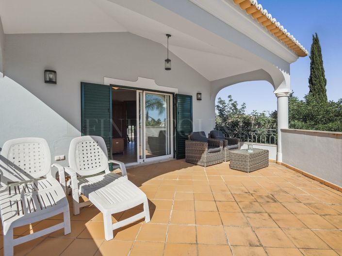 Image No.41-3 Bed Property for sale