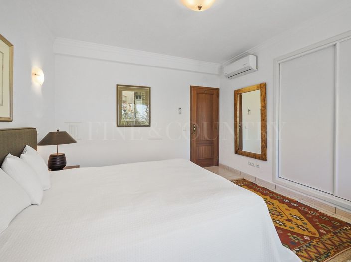 Image No.29-3 Bed Villa for sale