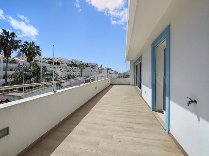 Image No.25-4 Bed Villa for sale