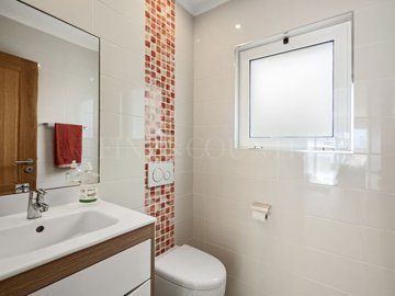 2104-373026-53692adbb4d7b8272cdc4cb7055921f49