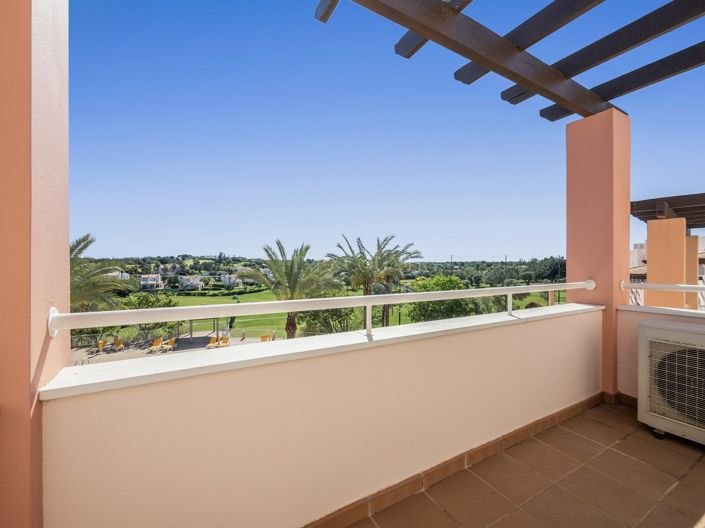Image No.22-3 Bed Townhouse for sale