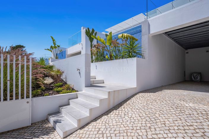 Image No.34-3 Bed Townhouse for sale
