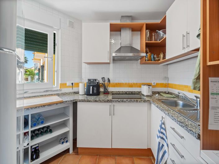 Image No.8-2 Bed Apartment for sale
