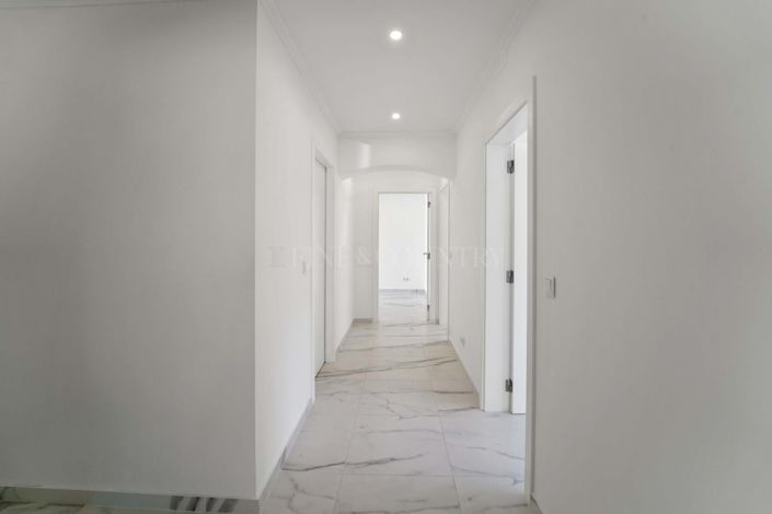 Image No.7-3 Bed Apartment for sale