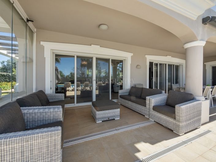 Image No.34-5 Bed Property for sale