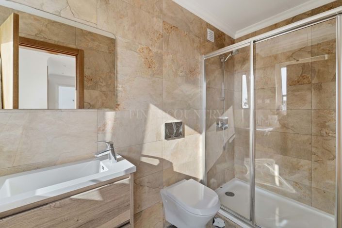 Image No.23-3 Bed Villa for sale