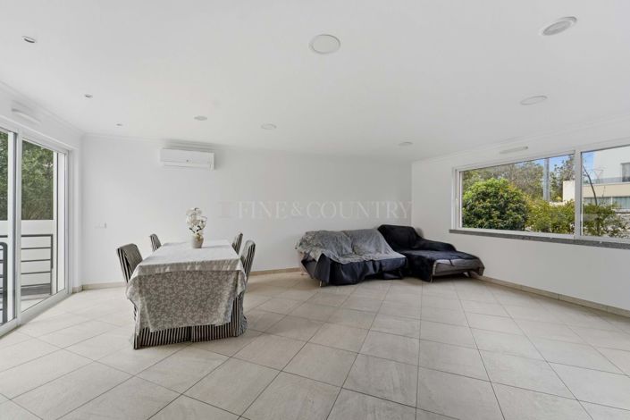 Image No.6-3 Bed Villa for sale