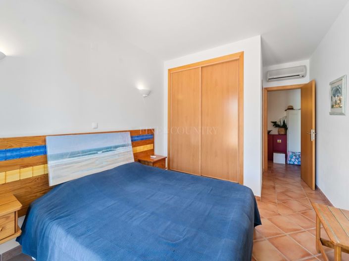 Image No.12-2 Bed Apartment for sale