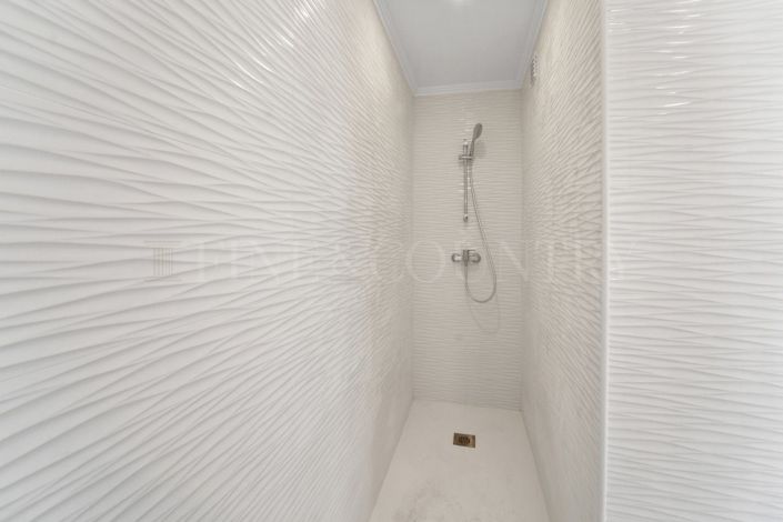 Image No.18-3 Bed Apartment for sale