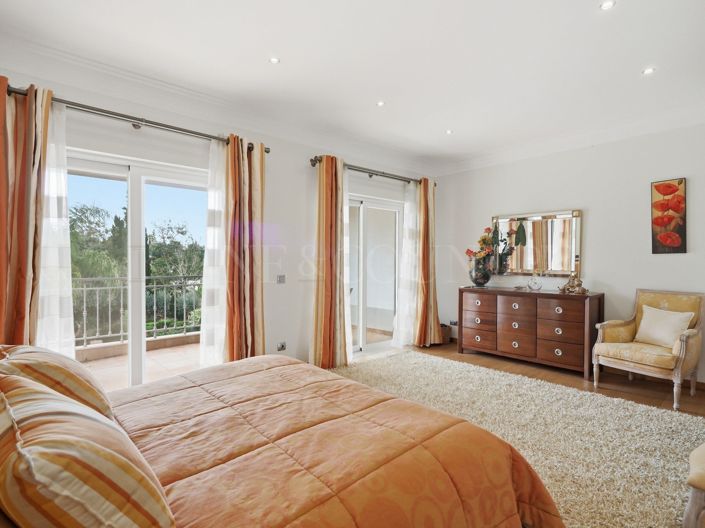 Image No.59-4 Bed Property for sale