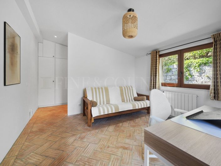 Image No.23-4 Bed Property for sale