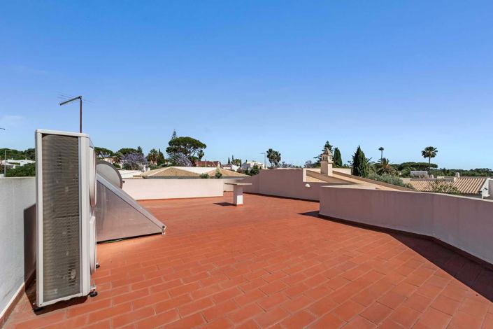 Image No.18-3 Bed Villa for sale