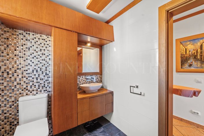 Image No.27-3 Bed Villa for sale
