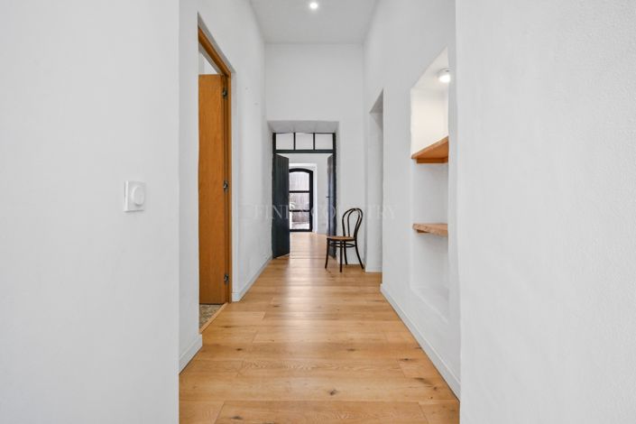 Image No.18-3 Bed Property for sale