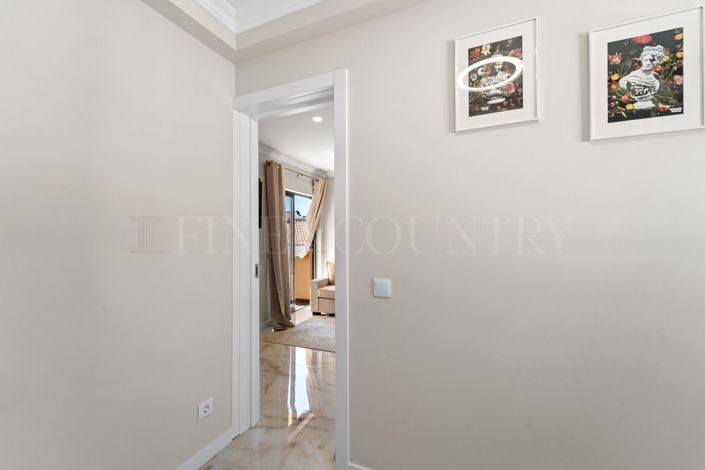 Image No.20-2 Bed Apartment for sale
