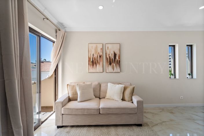 Image No.21-2 Bed Apartment for sale