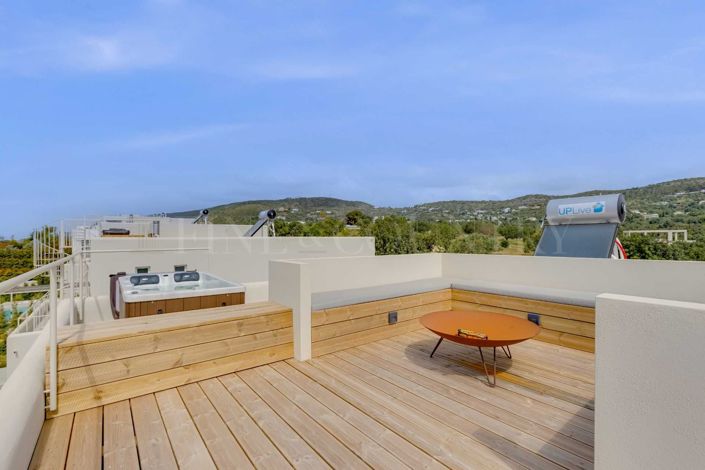 Image No.26-3 Bed Villa for sale