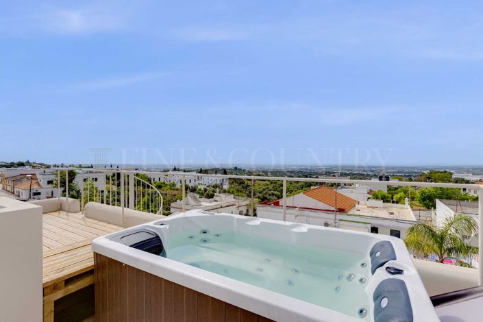 Image No.27-3 Bed Villa for sale