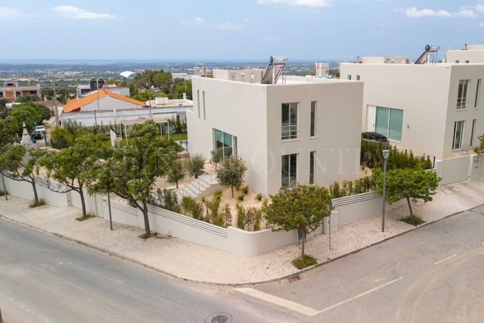 Image No.38-3 Bed Villa for sale