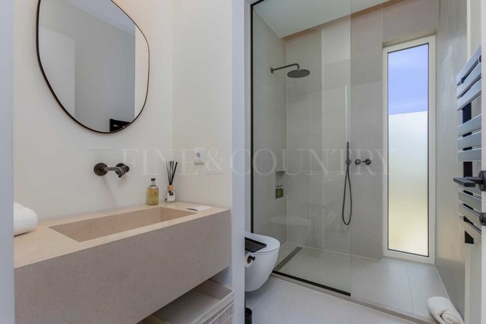 Image No.9-3 Bed Villa for sale