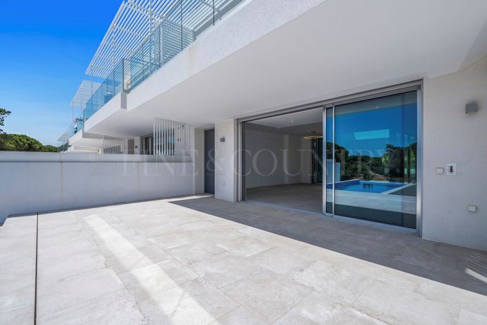Image No.26-3 Bed Townhouse for sale