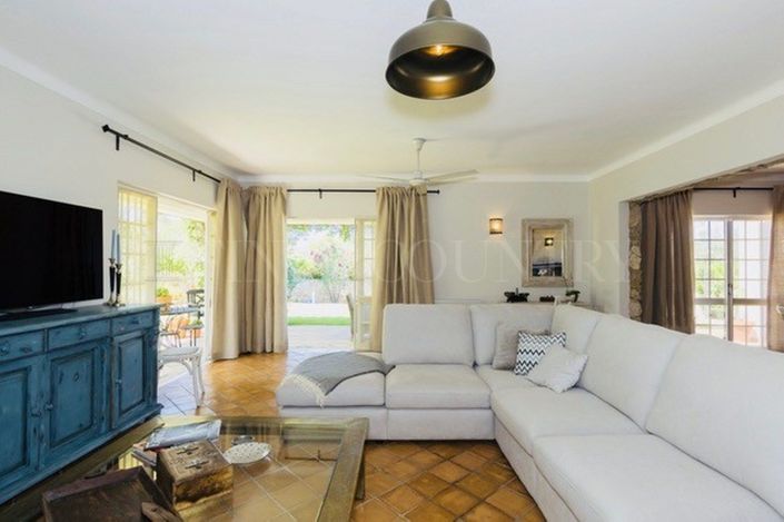 Image No.9-3 Bed Property for sale