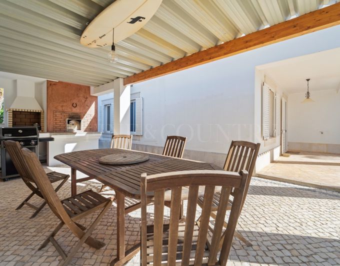 Image No.20-6 Bed Villa for sale