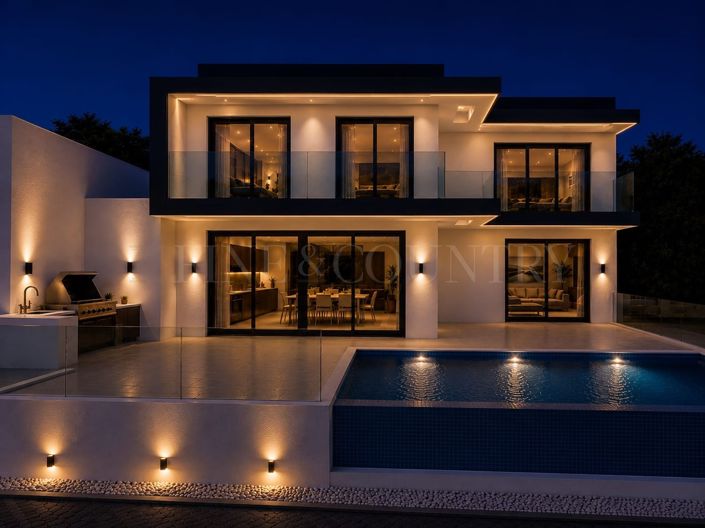 Image No.19-4 Bed Villa for sale