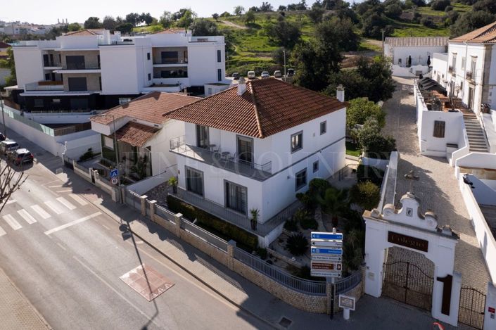 Image No.6-4 Bed Villa for sale