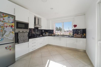 2104-372252-53692adbb4d7b8272cdc4cb7055921f49