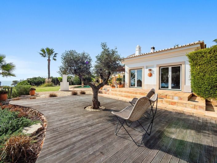 Image No.5-4 Bed Property for sale