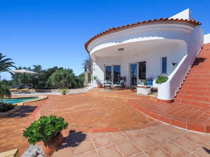 Image No.32-3 Bed Property for sale