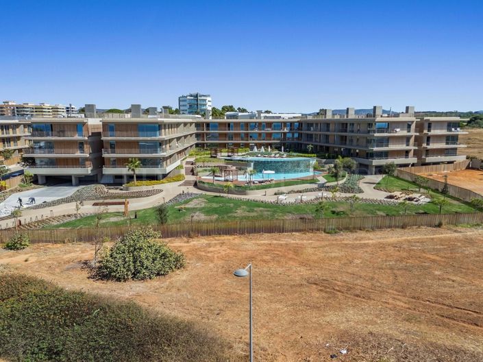 Image No.24-2 Bed Apartment for sale
