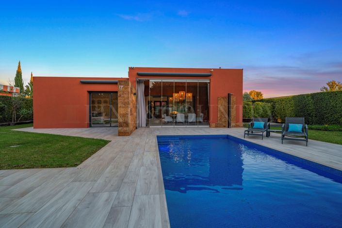 Image No.50-4 Bed Property for sale