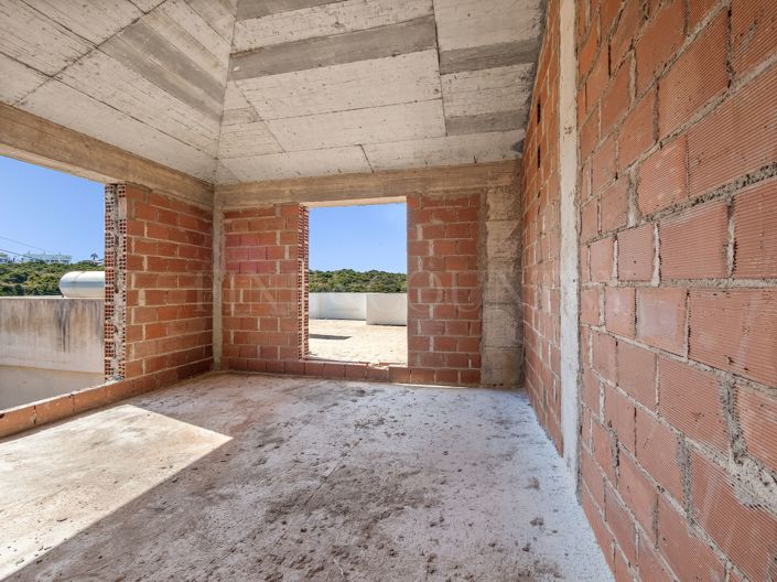 Image No.7-4 Bed Property for sale