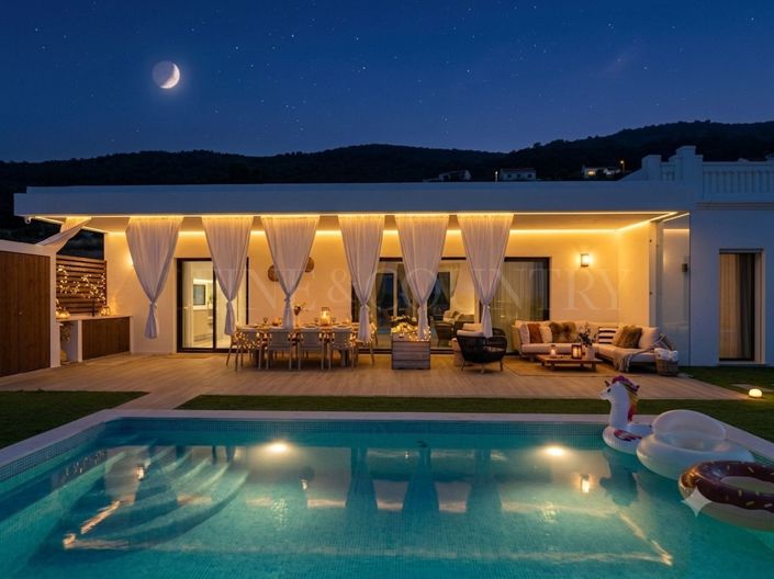 Image No.5-3 Bed Villa for sale