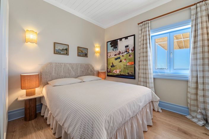 Image No.44-3 Bed Property for sale