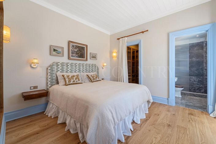 Image No.48-3 Bed Property for sale