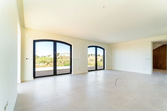 Image No.17-5 Bed Villa for sale