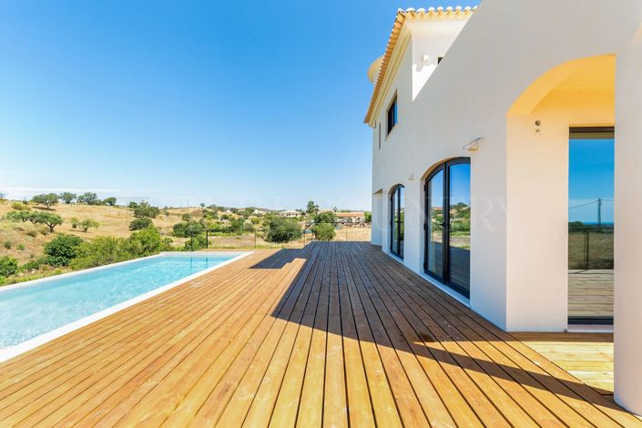 Image No.20-5 Bed Villa for sale