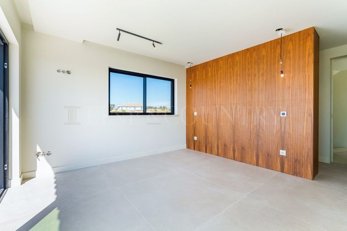 Image No.25-5 Bed Villa for sale